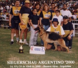 Kiara von verbunden Sieger argentino 2000